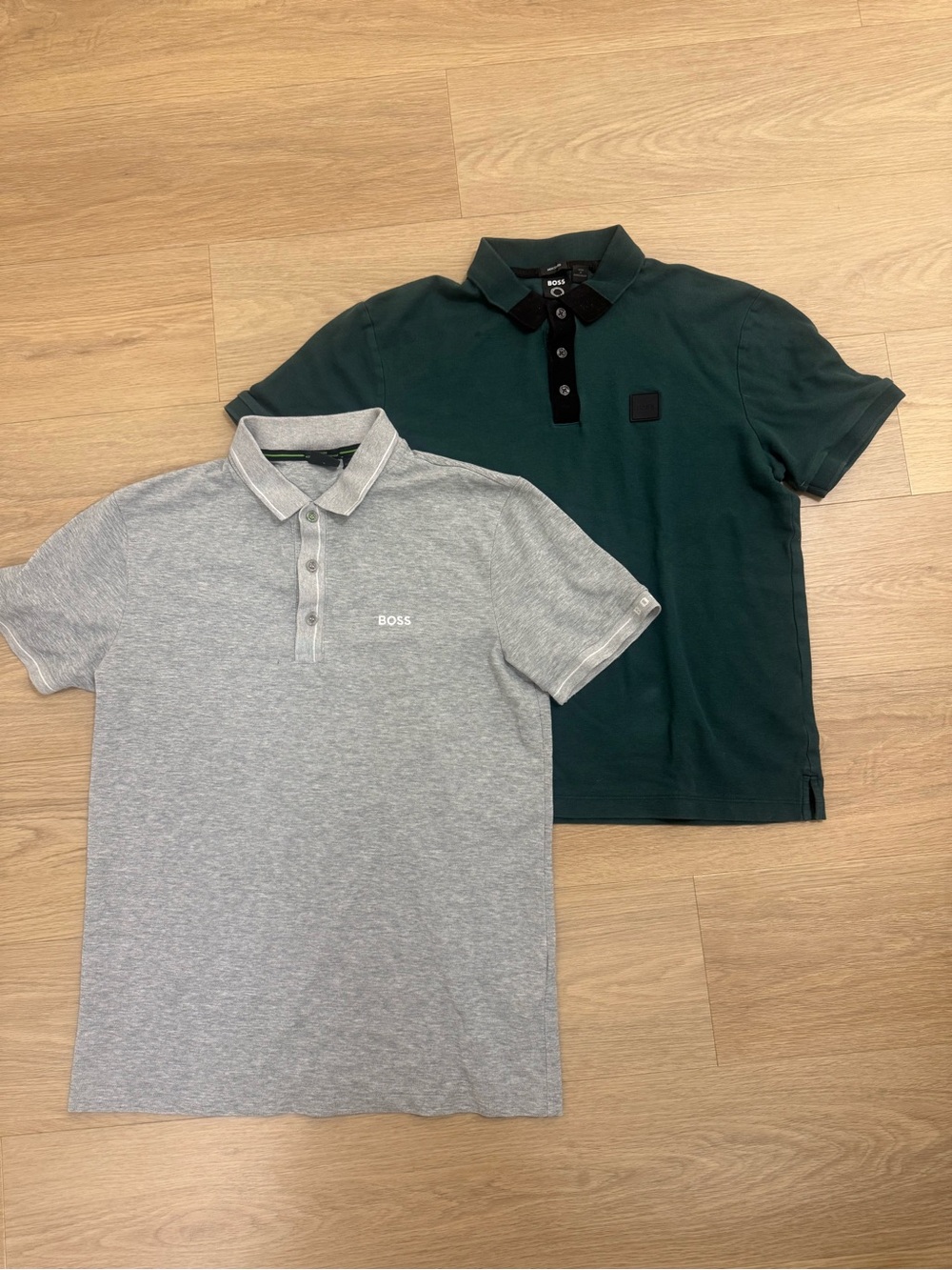 BOSS Men's Grey and Green Polo Shirt - Classic Cotton Knit 2pcs Size Small